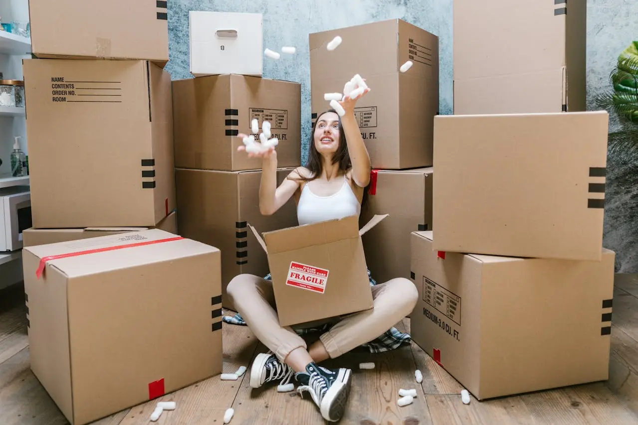 Plan moving boxes for a Dollard-des-Ormeaux home